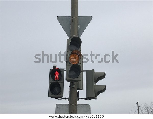 sign crosswalk\
traffic light green red\
