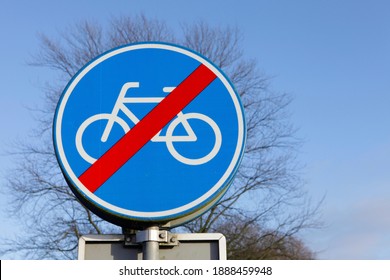 662 End cycle path Images, Stock Photos & Vectors | Shutterstock