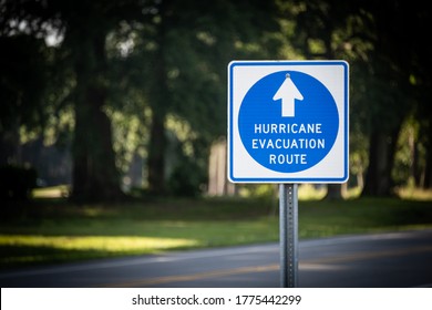 A sign leads Hurricane evacuees to safety.