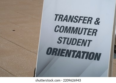 Sign For New College Students. Transfer And Commuter Student Orientation.