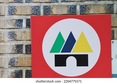 A Sign, Pictogram Meaning An Emergency Shelter In Korea