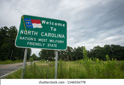 A sign welcomes residents and visitors to the US state of North Carolina.
