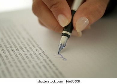 Signing a contract - Shutterstock ID 16688608