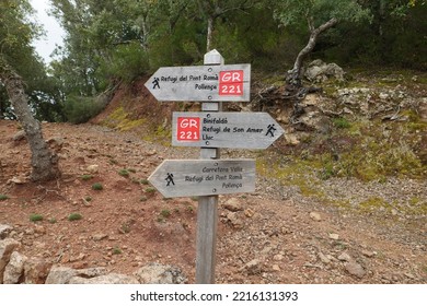 Signs And Signposts During The Hike In Mallorca Through The Tramuntana Mountains On The Long-distance Hiking Trail GR 221 Ruta De Pedra En Sec. Direction Lluc And Pollenca