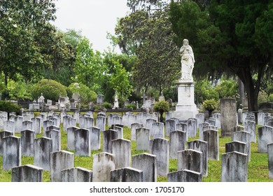 The Silence Monument Watches Over 750 Confederate Graves In Laurel Grove North Cemetery