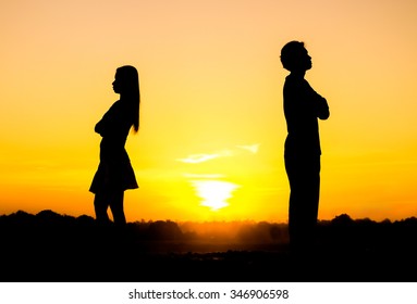 https://image.shutterstock.com/image-photo/silhouette-angry-woman-man-on-260nw-346906598.jpg