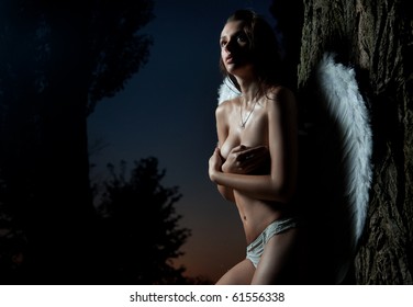 Hot Naked Women With Angle Wings