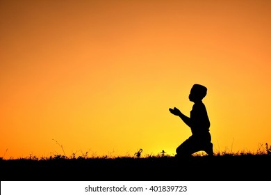 2,792 Boy Praying Silhouette Images, Stock Photos & Vectors | Shutterstock