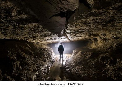 21,029 Cave silhouette Images, Stock Photos & Vectors | Shutterstock