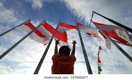 Silhouette Child Reaching Flag That Fluttered Stock Photo 1470582677 ...