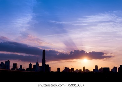silhouette of cityscapes bangkok city on sunset sky background, thailand - Shutterstock ID 753310057
