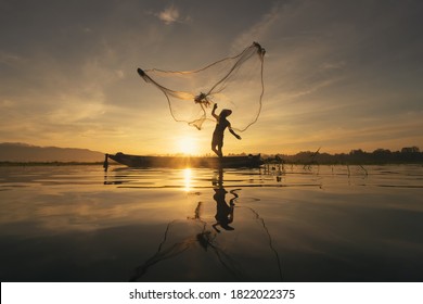 6,759 Throwing net fishing Images, Stock Photos & Vectors | Shutterstock