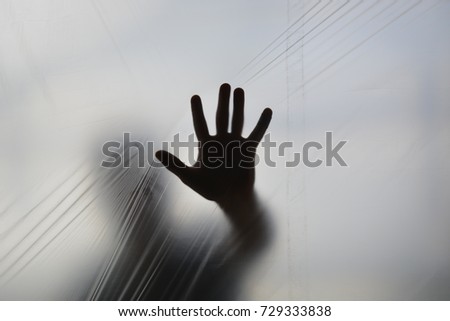 3 Woman Black Hand Light