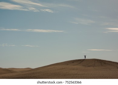 Silhouette Man Standing On Top Dune Stock Photo 752563366 | Shutterstock