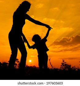 Silhouette Mother Son Who Play Outdoors Stock Photo (Edit Now) 197603603