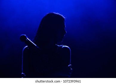 829 Opera singer silhouette Images, Stock Photos & Vectors | Shutterstock