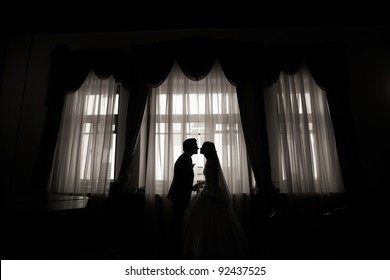 silhouette of wedding couple