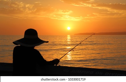 Download Fishing Silhouette Woman Images, Stock Photos & Vectors ...