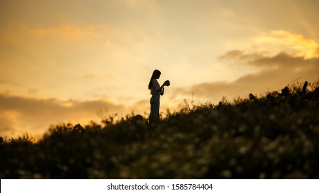 286,711 Woman hill Images, Stock Photos & Vectors | Shutterstock