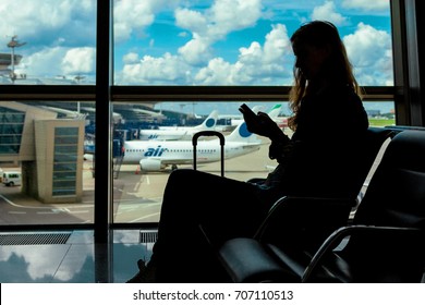 315 Airport Bag Handler Images, Stock Photos & Vectors | Shutterstock