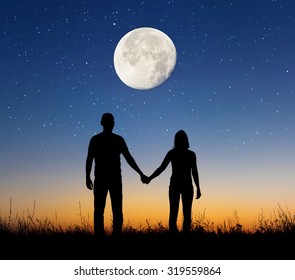 Couple Under Moonlight Images Stock Photos Vectors Shutterstock