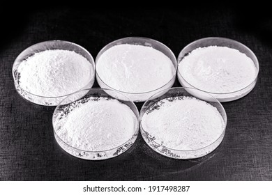 Silicon Dioxide, Also Known As Silica, Is Silicon Oxide. Anti-caking Agent, Antifoam, Viscosity Controller, Desiccant, Beverage Clarifier And Medicine Or Vitamin Excipient