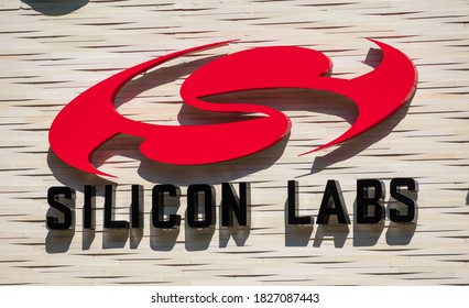 Silicon Labs Sign Is Hq Of Silicon Laboratories, Inc., An American Fabless Semiconductor Manufacturing Company - San Jose, California, USA - 2020