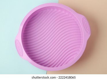 Silicone Bakeware With Wavy Bottom. Top View