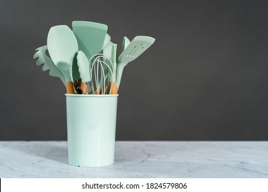 Silicone Cooking Utensils With Wooden Handle.