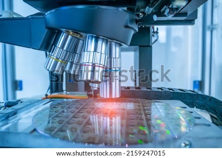 silicone wafer under the microscope