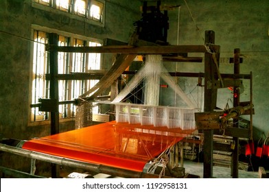 Silk weaving machine in Sualkuchi, Assam