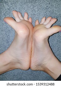 Silky Sole Sisters Spread Toes