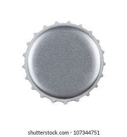 Серебряная крышка бутылки изолирована на белом фоне с обрезкой похлопыванием