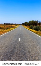 Silver City Highway In Australian Outback From Mildura To Broken Hill.