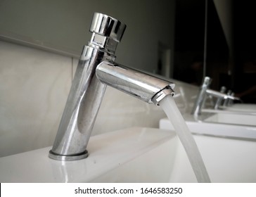 1,464 School Washroom Images, Stock Photos & Vectors | Shutterstock