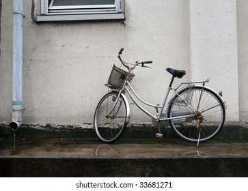 silver bike basket