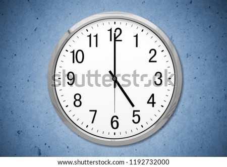 Silver round clock face