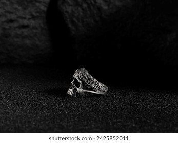 Silver Skull, Ring Gothic Demon Skull Head Ring, Vintage Gothic Biker Ring.