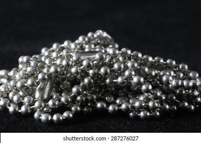 Silver Small Chain Texture On Black Stock Photo 287276027 | Shutterstock