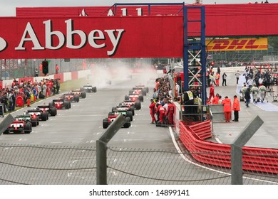 SILVERSTONE, UK - JULY 7: Starting Grid, British F1 Grand Prix 2008