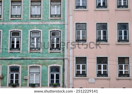 Simetric and colourfull facede in Lisbon