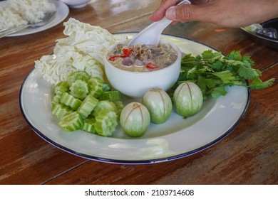 Simmered Bean Paste And Fresh Vegetables Placed On A Zinc Plate, On A Wooden Floor Background, Food, Nature, Health, Copy Space