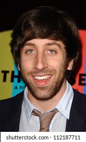 Simon Helberg At The Los Angeles Premiere Of 