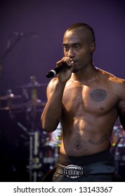 Simon Webbe Live