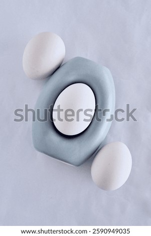 simple design from eggs and ceramic bawl