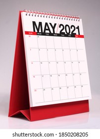 Simple Desk Calendar For May 2021
