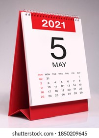 Simple Desk Calendar For May 2021.