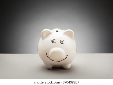 Simple Piggy Bank - With Expressions - Happy Euro Signs in his Eyes ;)
