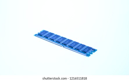 
a simple ram memory