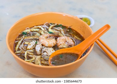 Simple Serving Of No Frills Sarawak Laksa With Prawn And Chicken Meat